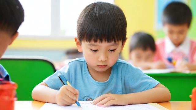 幼兒教育中如何有效培養(yǎng)孩子的書寫能力？